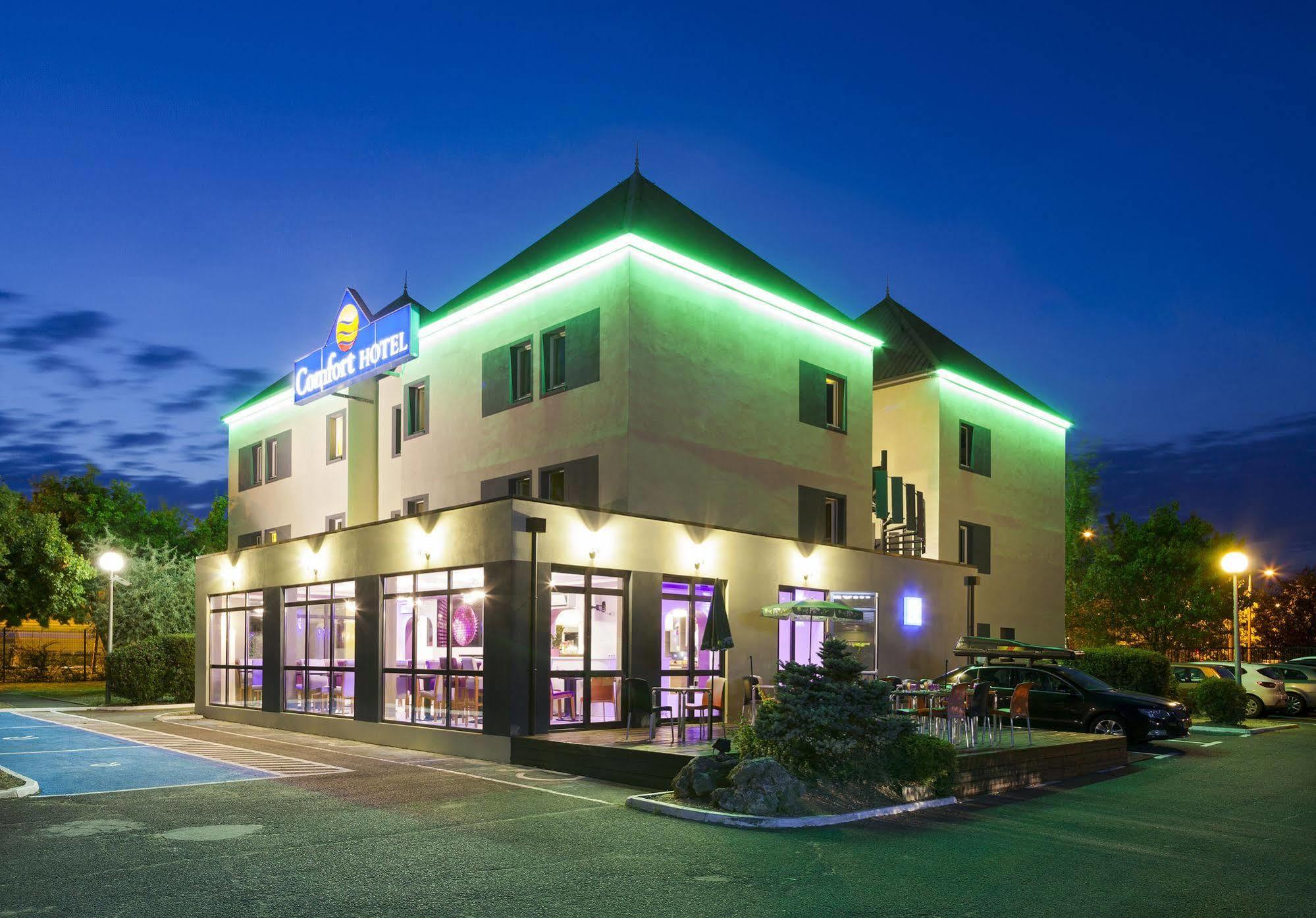 奥尔良奥利韦康福特酒店 外观 照片